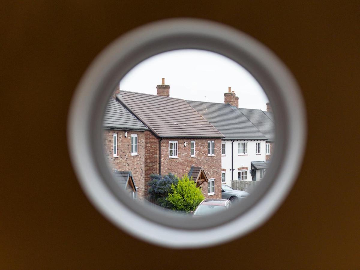 Pass The Keys Superb Space In The Idyllic Village Of Loppington Shrewsbury Exterior photo